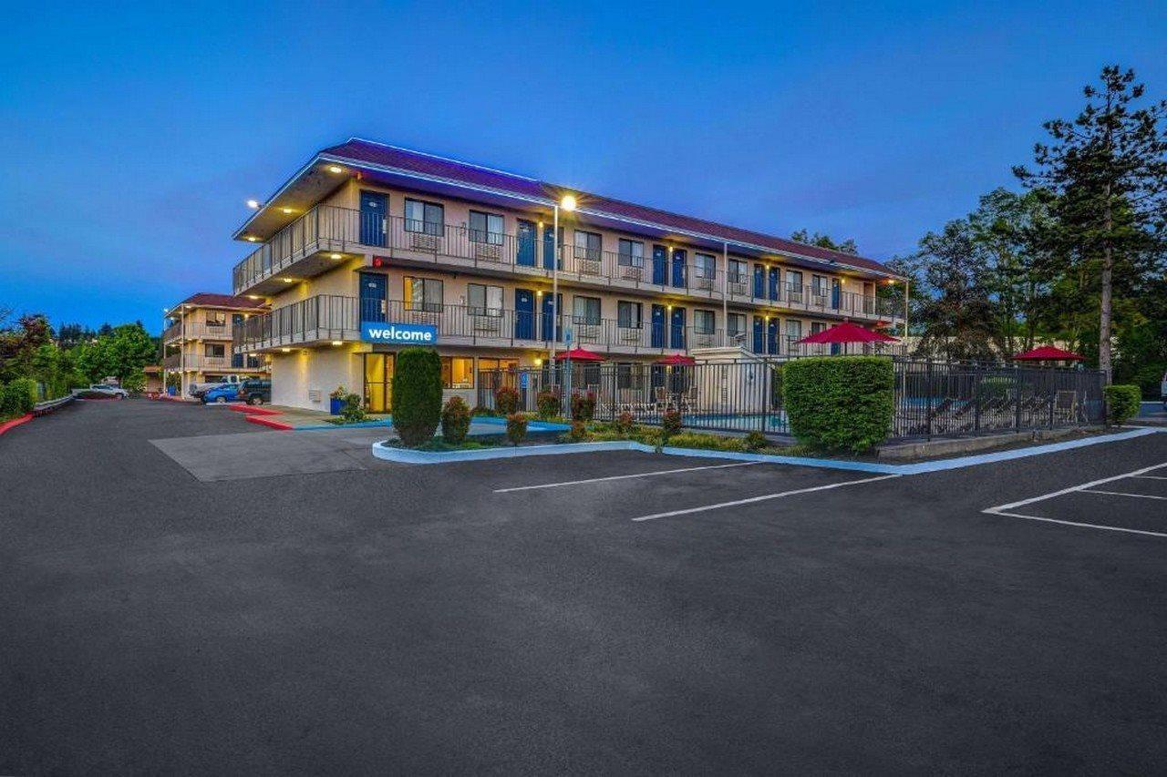 Motel 6-Kirkland, Wa - North Kirkland Bagian luar foto